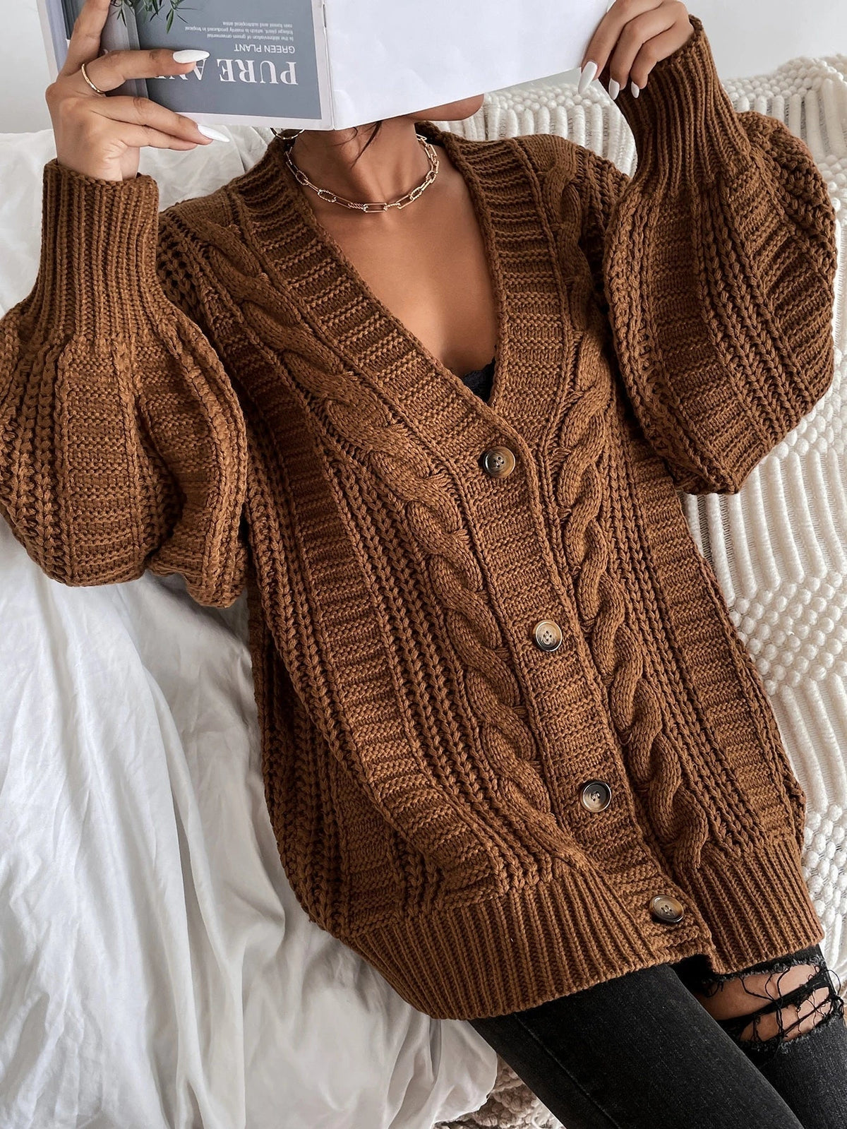 Hazel | Oversized Chunky Cable-Knit Cardigan