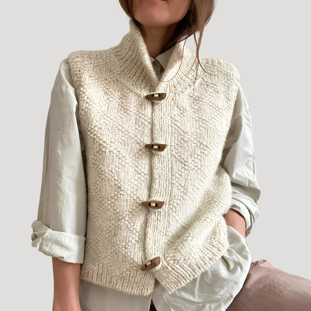 Nadine | Elegant Sleeveless Knit Cardigan with Toggle Buttons