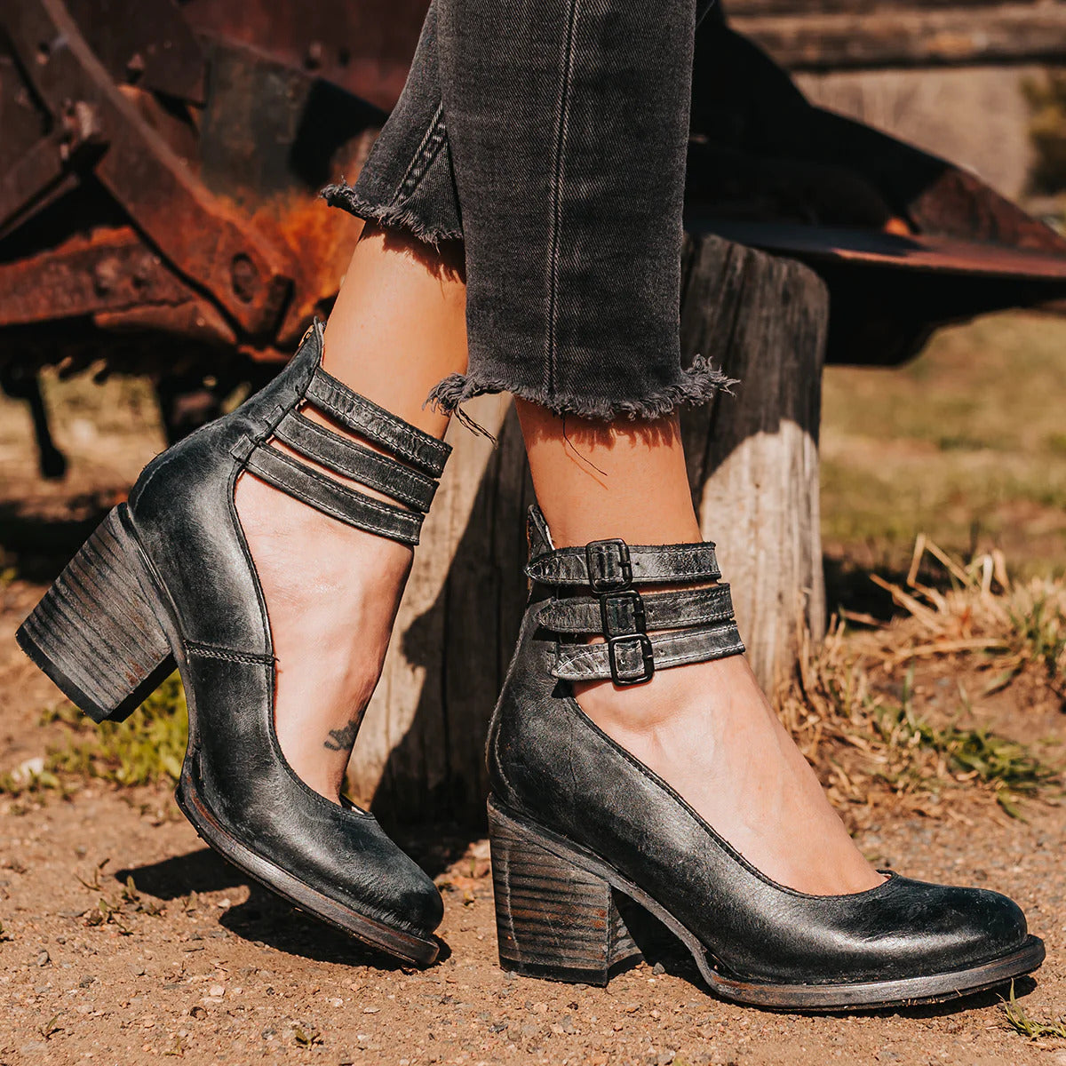 Cecilia | Elegant Block-Heel Ankle Boots