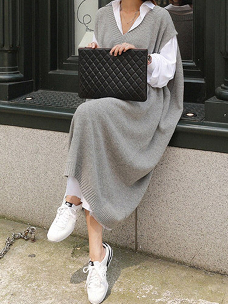 Nessa | Relaxed V-Neck Knit Dress for Women