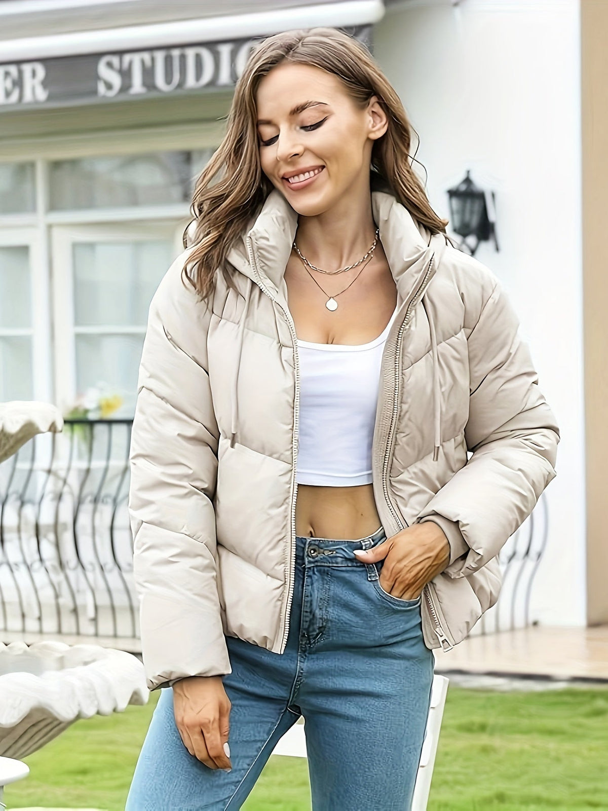 Ivy | Elegant Short Puffer Jacket for Women