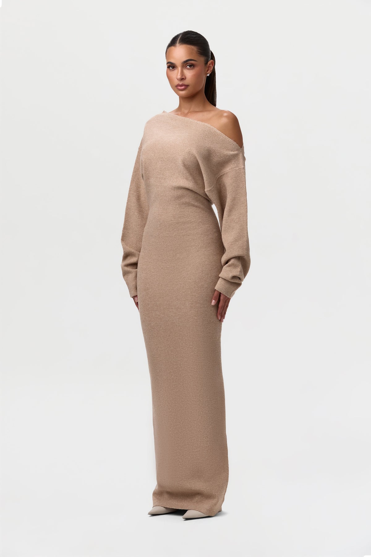 Rowan | Elegant Off-Shoulder Knit Maxi Dress