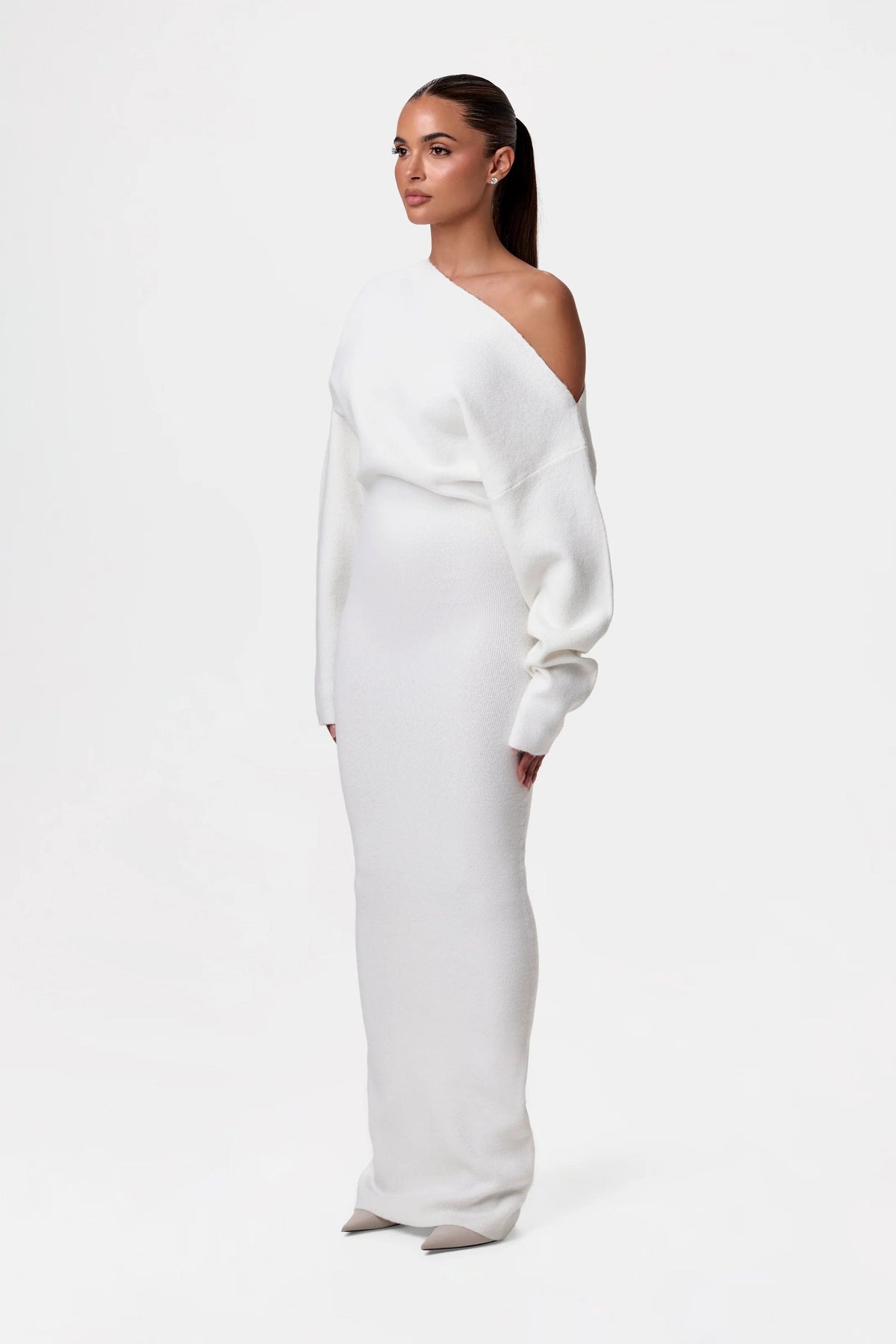 Rowan | Elegant Off-Shoulder Knit Maxi Dress