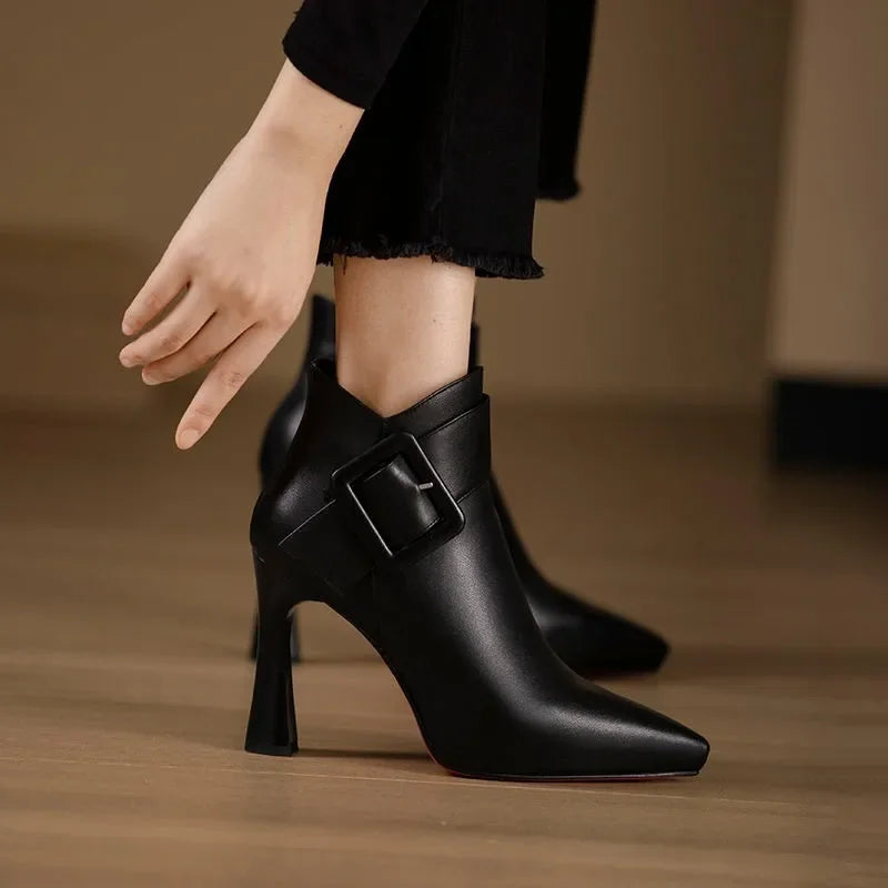 Isabelle | Elegant High-Heeled Ankle Boots for Women