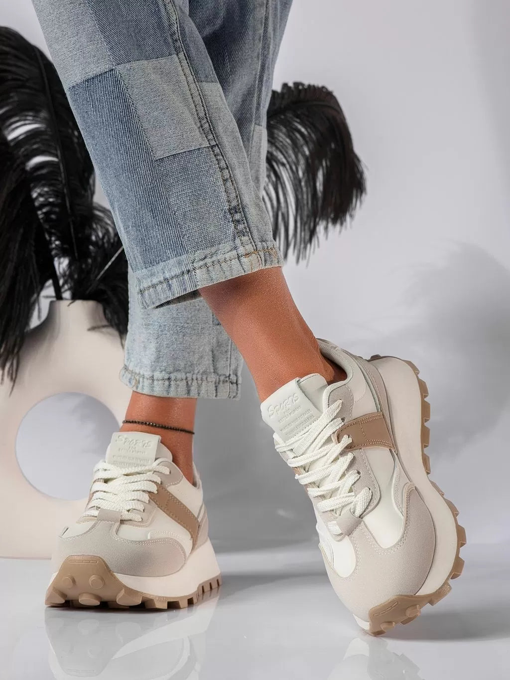 Comfort-Orthotic Sneakers - Maison Sydney