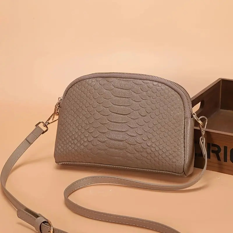 Monika's Elegant Shoulder Bag - Threadford