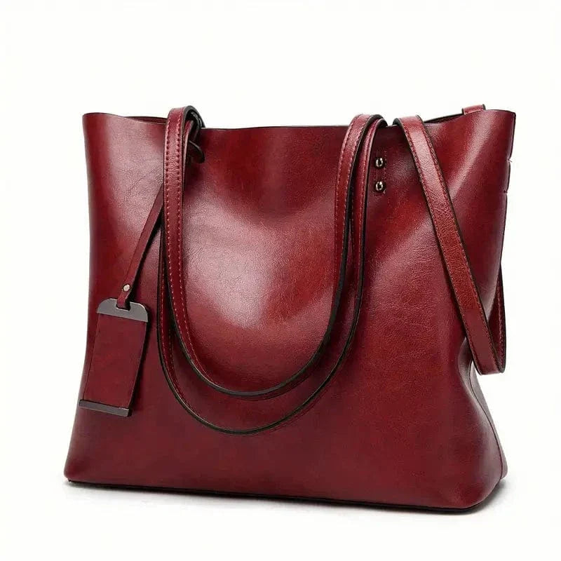 Stylish and Versatile Leather Bag - Threadford