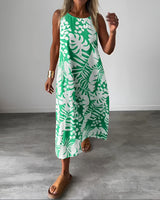 Audrey | Elegant Sleeveless Dress - Threadford