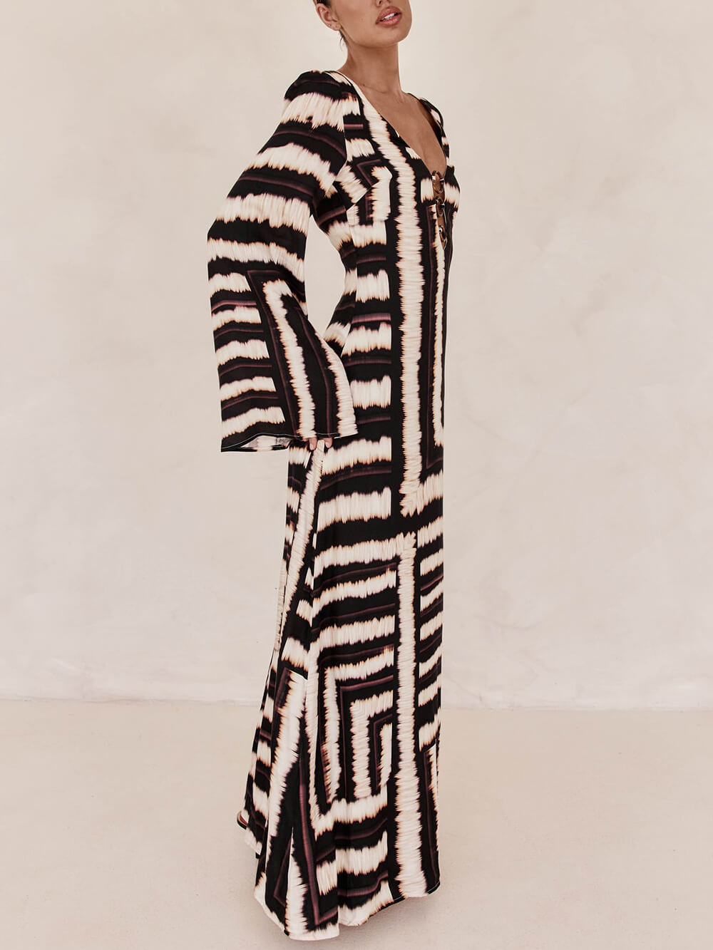 Bohemian Style Unique Printed V Tie Ring Maxi Dress - Threadford