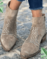 Chunky boots with pointed, structured toe in studded suede - Threadford