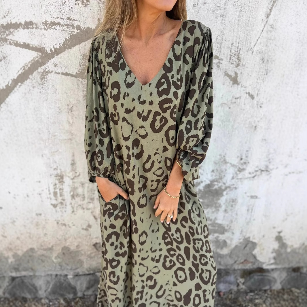 Denise | Dress with Leopard Print - Threadford