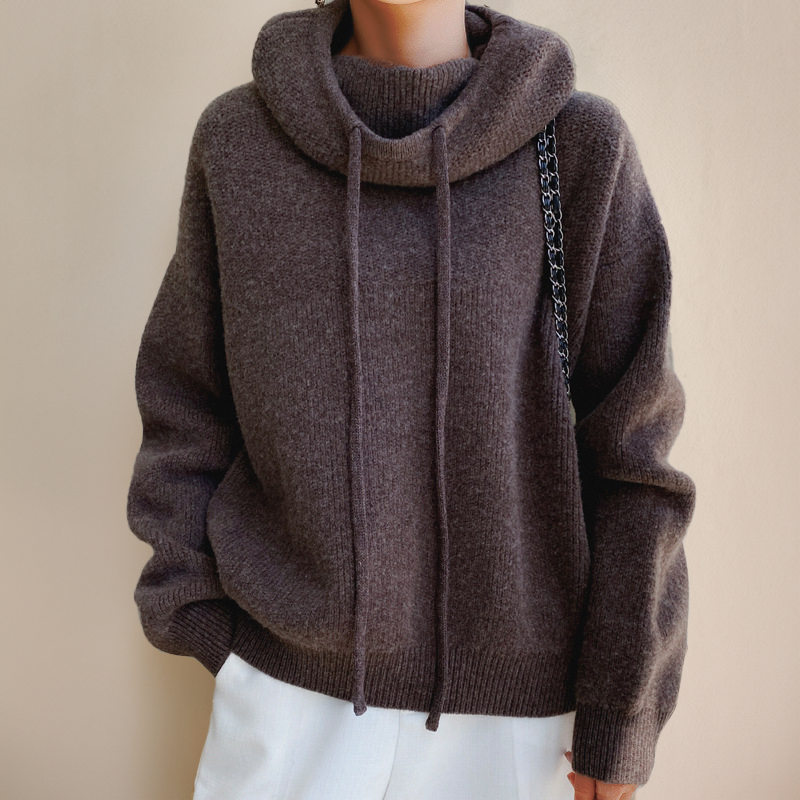 Lia - Elegant Tall Turtleneck Sweater - Threadford