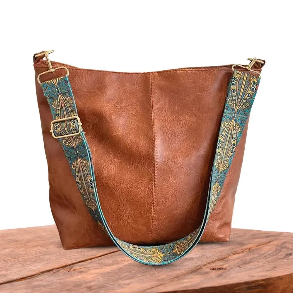MONIKA'S BAGS - Shoulder Bag with Decor - My Favourite - Threadford