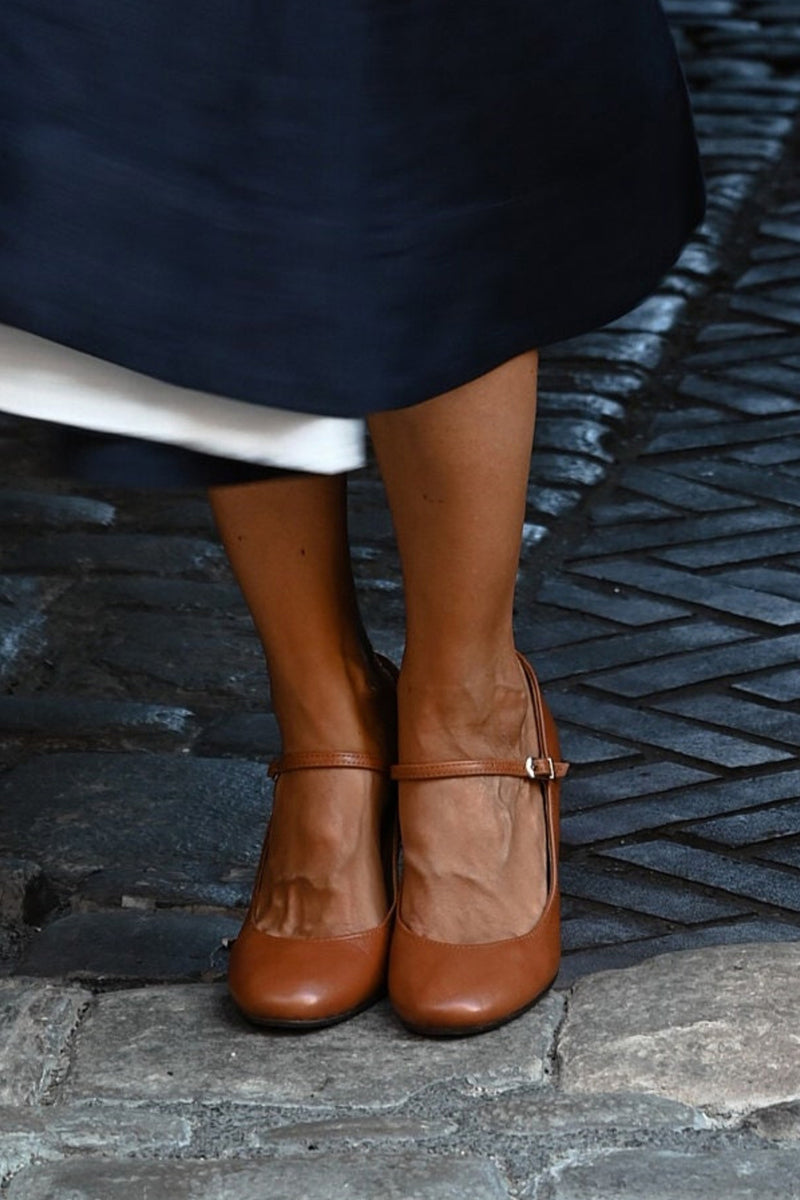 Caella™ | Elegant sandals with straps and compact heel, perfect for any occasion - Threadford