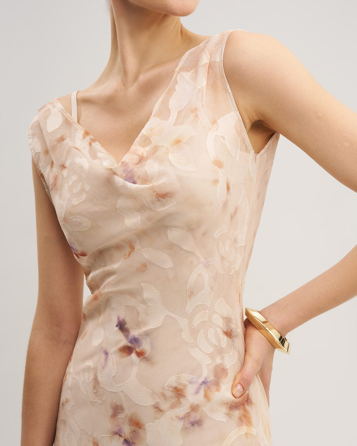 Apricot Floral Sleeveless Maxi Dress - Threadford