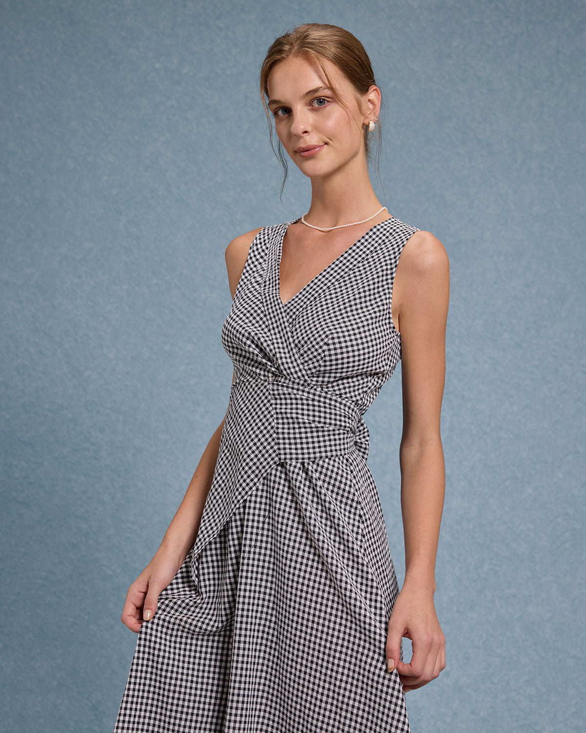 Black Plaid V Neck Sleeveless Maxi Dress - Threadford