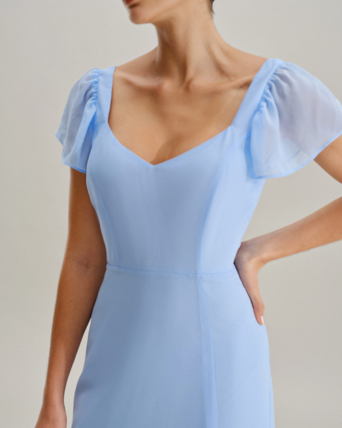 Blue Sweetheart Neck Chiffon Maxi Dress - Threadford