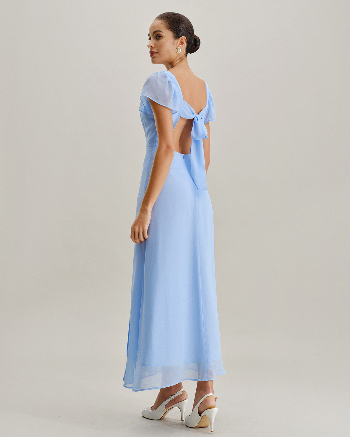 Blue Sweetheart Neck Chiffon Maxi Dress - Threadford