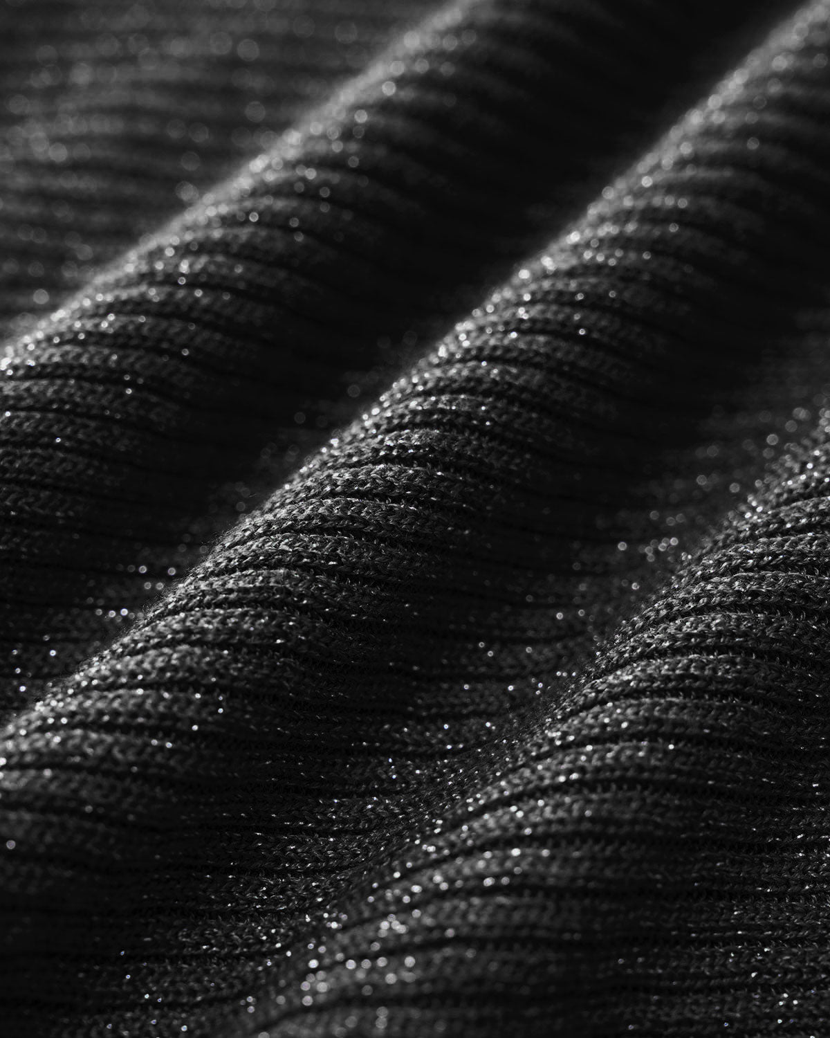 Black Bodycon Sleeveless Slit Midi Dress - Threadford