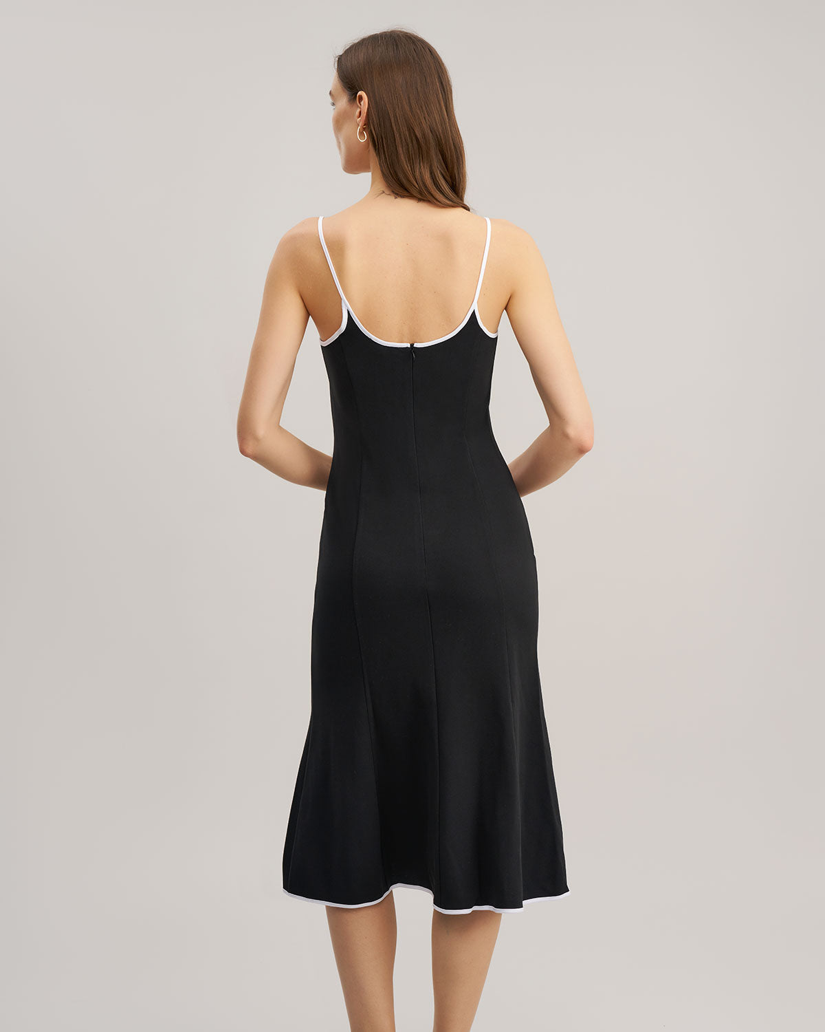 Black Contrast Sweetheart Neck Slip Midi Dress - Threadford