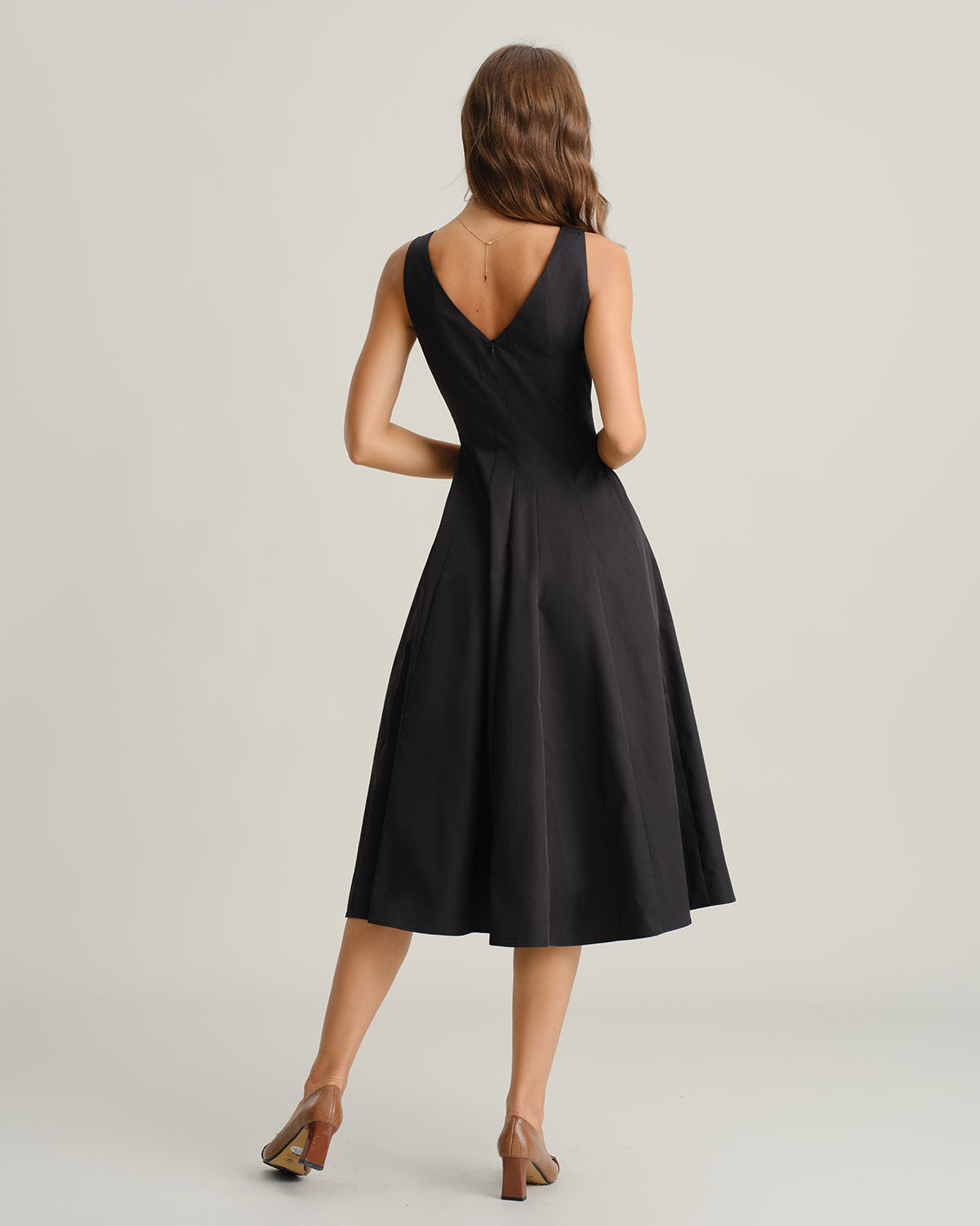Black V Neck Sleeveless Midi Dress - Threadford