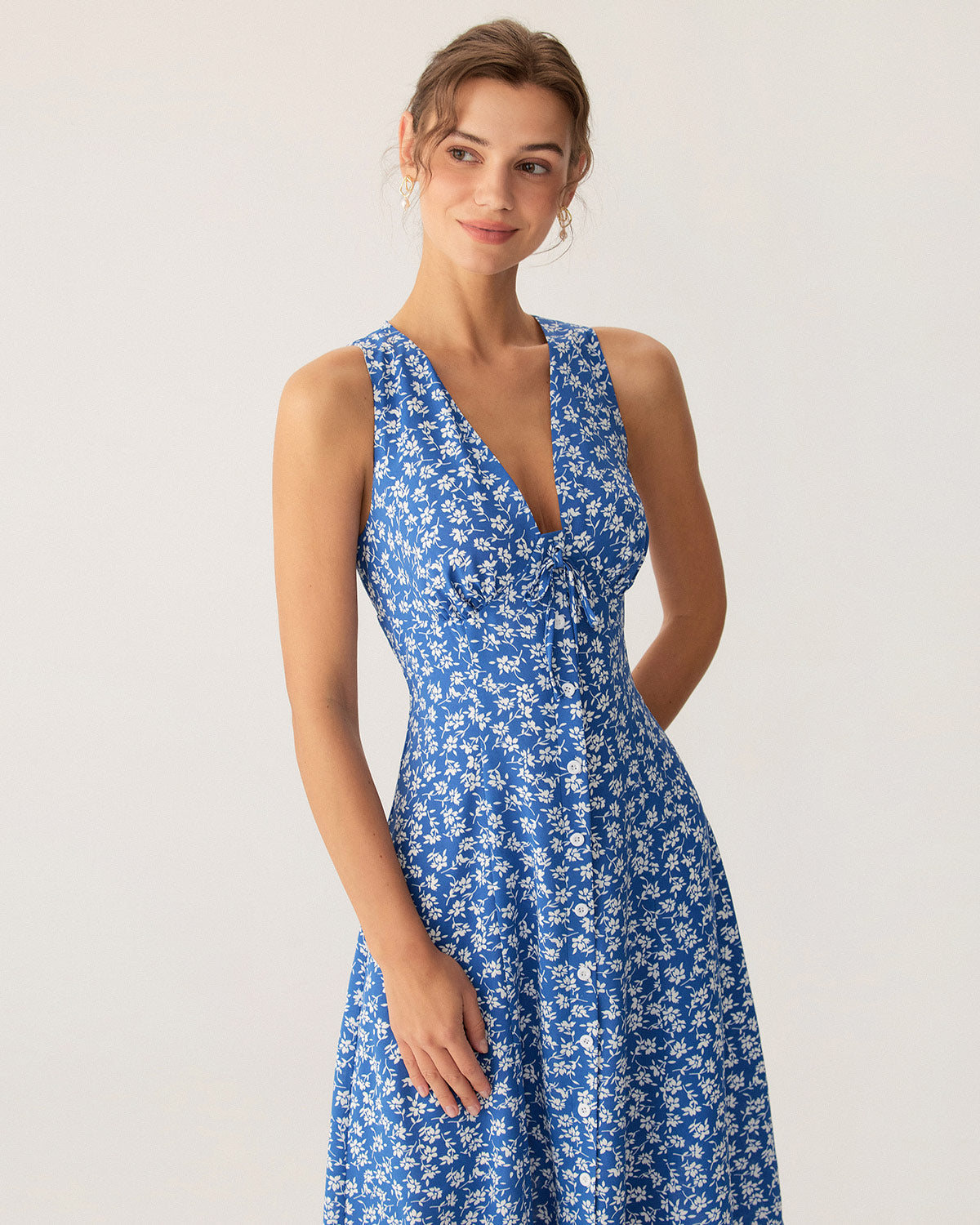 Blue Floral V Neck Sleeveless Midi Dress - Threadford
