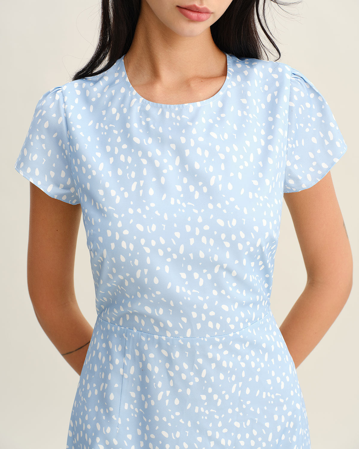 Blue Round Neck Button Slit Midi Dress - Threadford