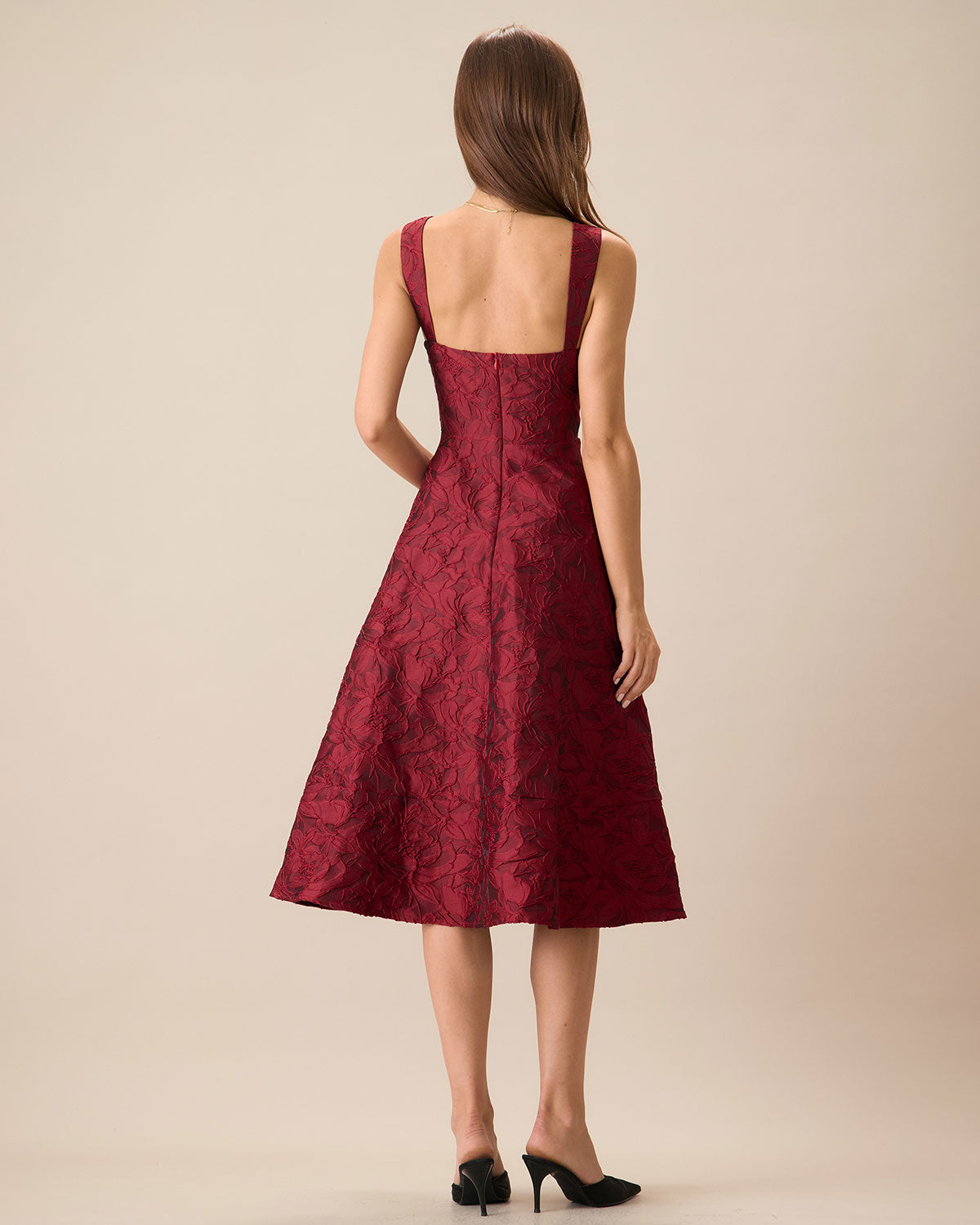 The Red Sweetheart Neck Jacquard Midi Dress - Threadford