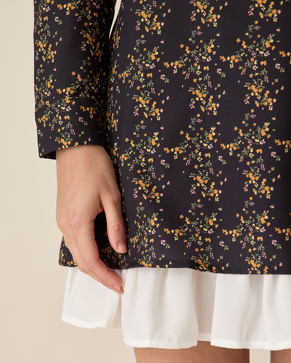 Black Contrasting Puffed Sleeve Mini Dress - Threadford