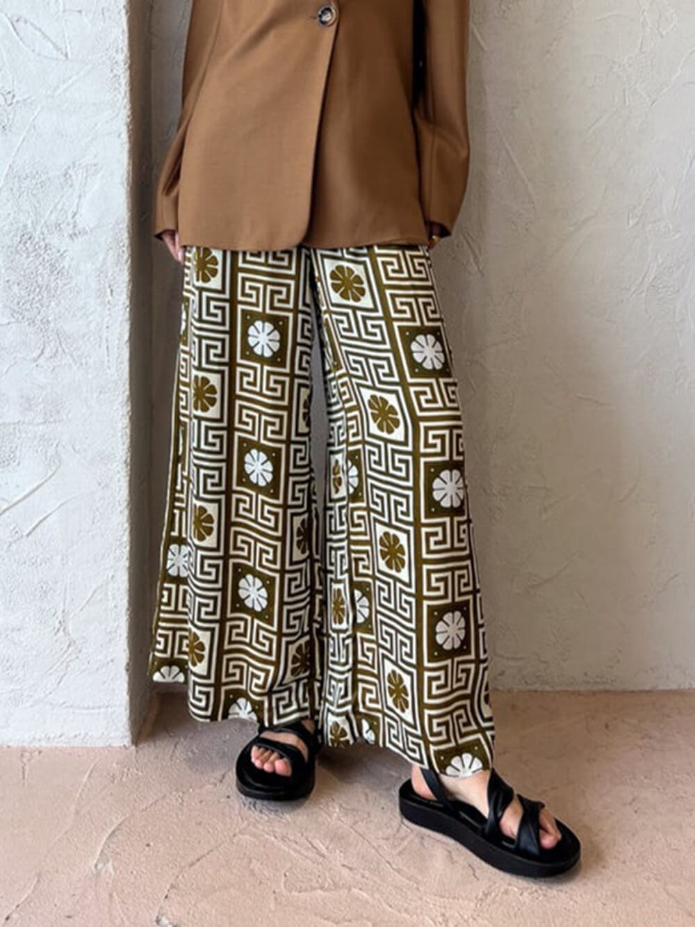 Unique Pattern Print Elastic Waist Pocket Wide Leg Pants - Threadford