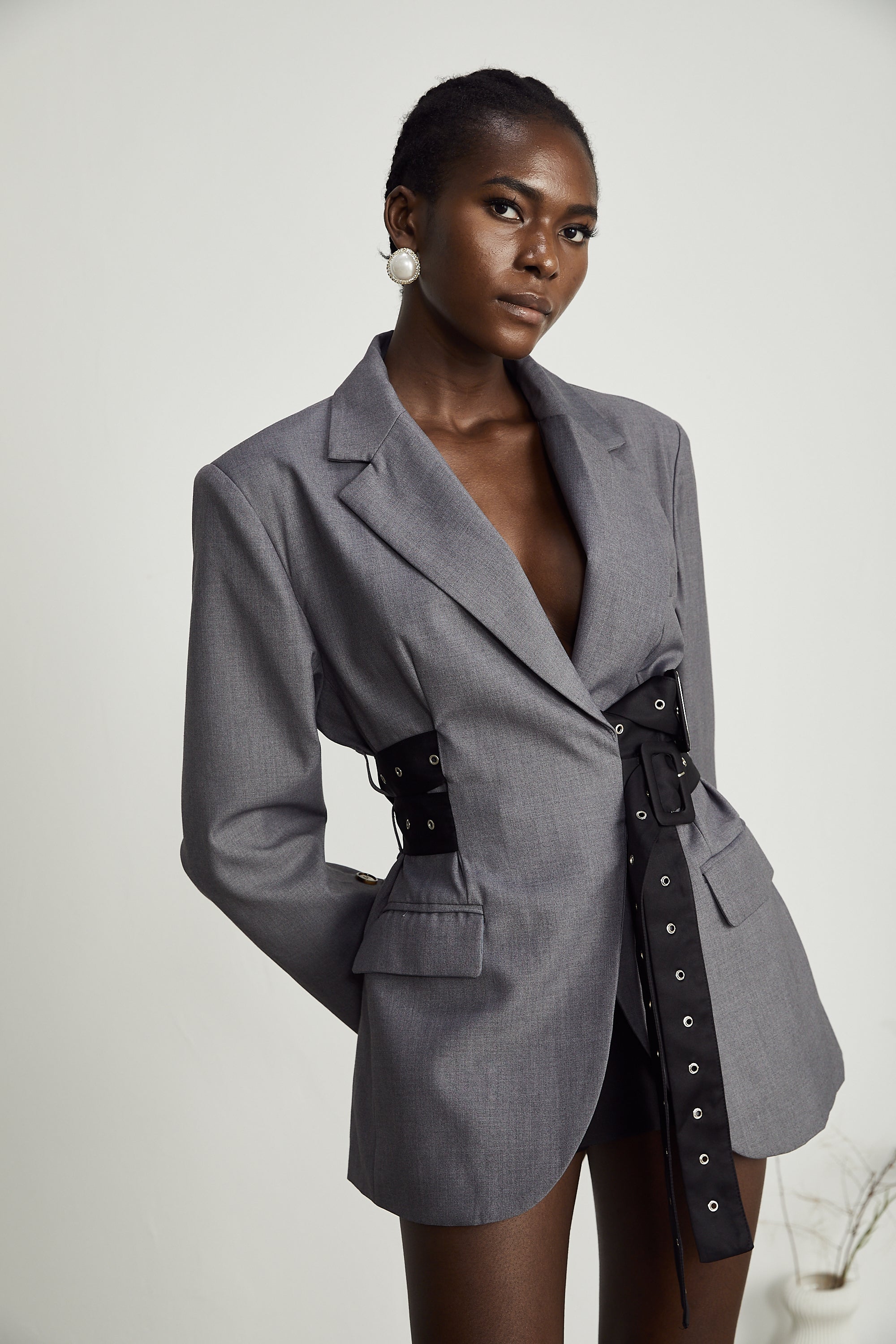 Thérèse Belted Waist Blazer - Threadford