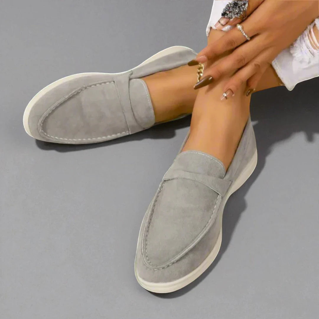Hannah | Elegant Suede Loafers - Threadford