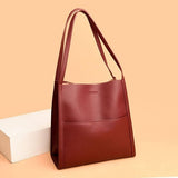 Simple Solid Colour Shoulder Bag Made of Genuine Leather - Threadford