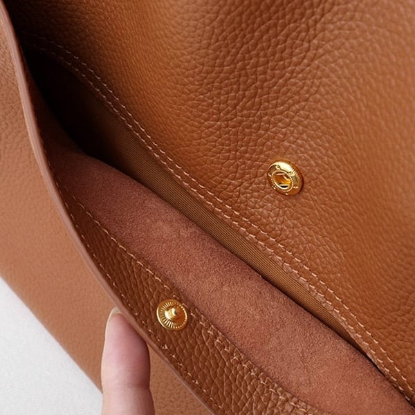 Simple Solid Colour Shoulder Bag Made of Genuine Leather - Threadford
