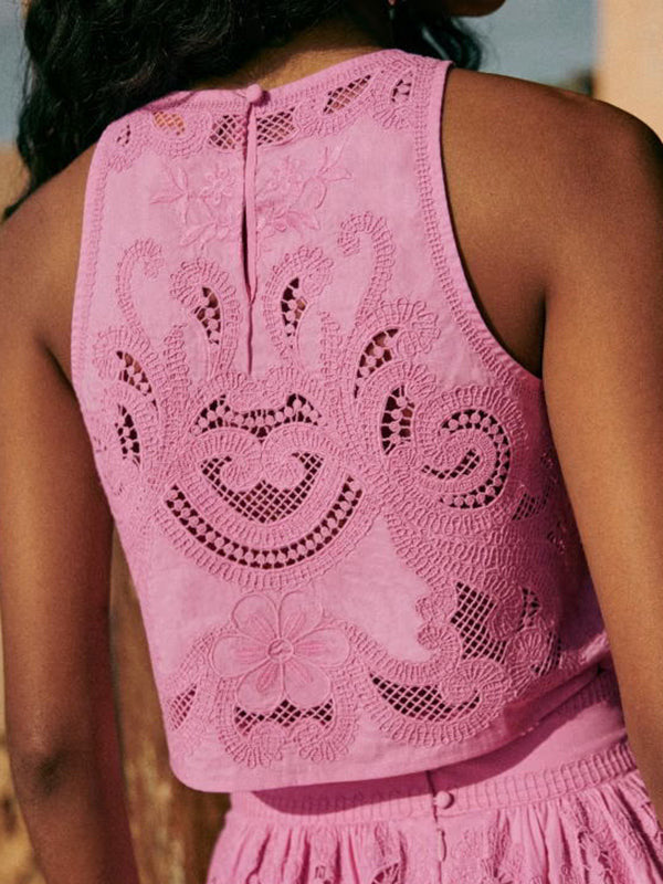 Unique Sleeveless Hollow Lace Crop Top - Threadford