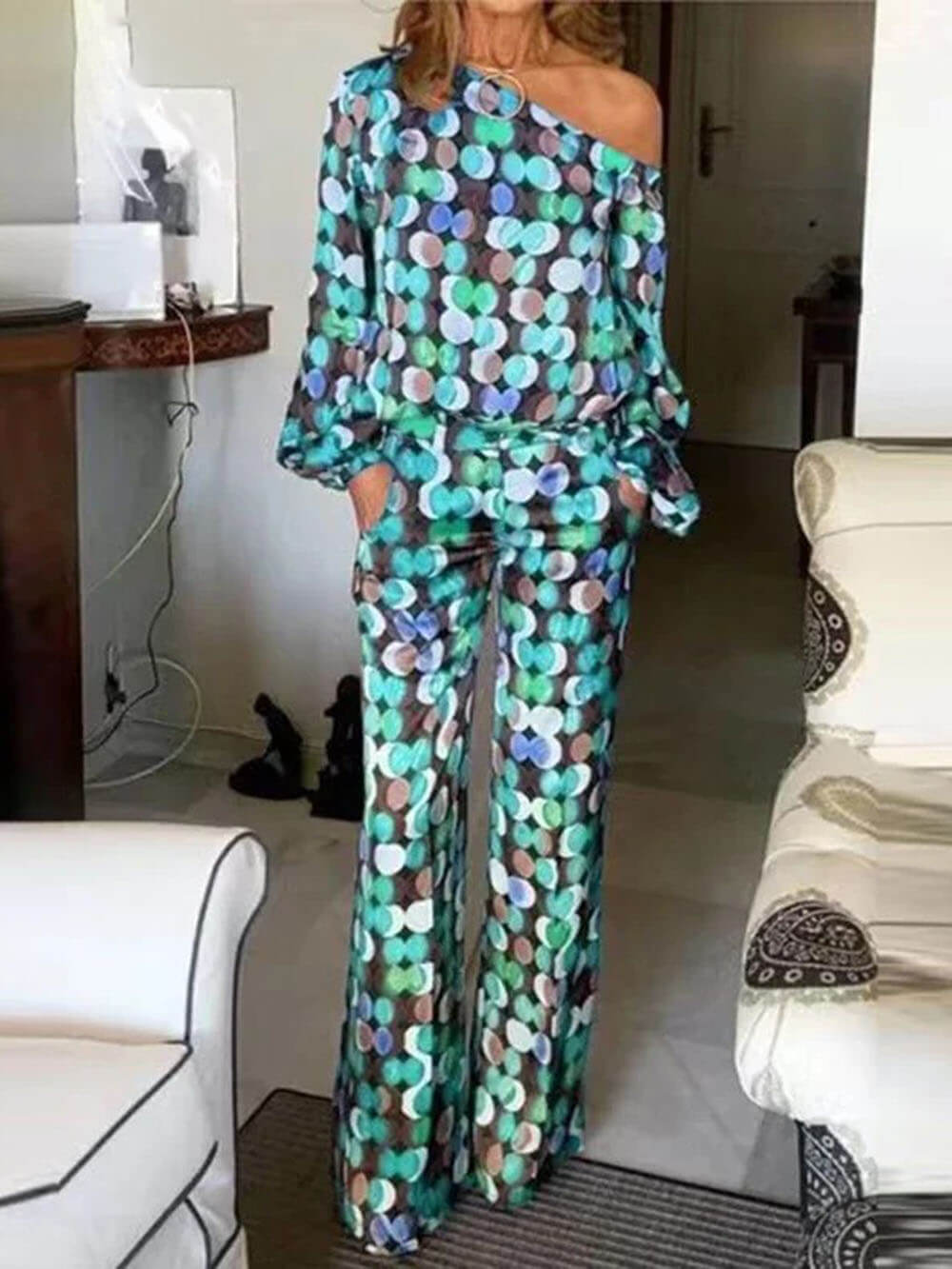 Elegant And Unique Large Polka Dot Printed Off-Shoulder Tops Elastic Pockets Straight Pants Suits - Threadford