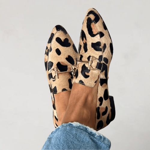 Aurora | Chic Loafers - Threadford