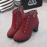 Iris | Orthopedic Ankle Boots with Zipper and Heel