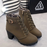Iris | Orthopedic Ankle Boots with Zipper and Heel