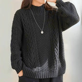 Amber | Chunky-Knit Turtleneck Sweater with Cable Pattern