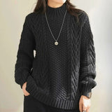 Amber | Chunky-Knit Turtleneck Sweater with Cable Pattern