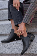 Marie | Sleek Pointed-Toe Ankle Boots with Block Heel