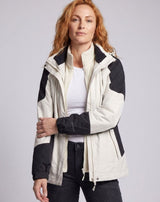 Luisa | Women’s Waterproof Hooded Jacket with Color-Block Design