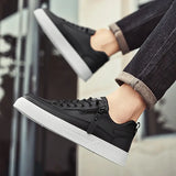Stratford Leather Sneakers - Threadford