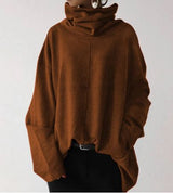 Iris | Long-Sleeve Turtleneck Sweatshirt with Pockets