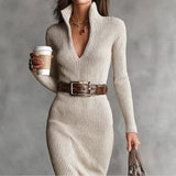 Daisy | Elegant Knit Dress with Belt and Collar