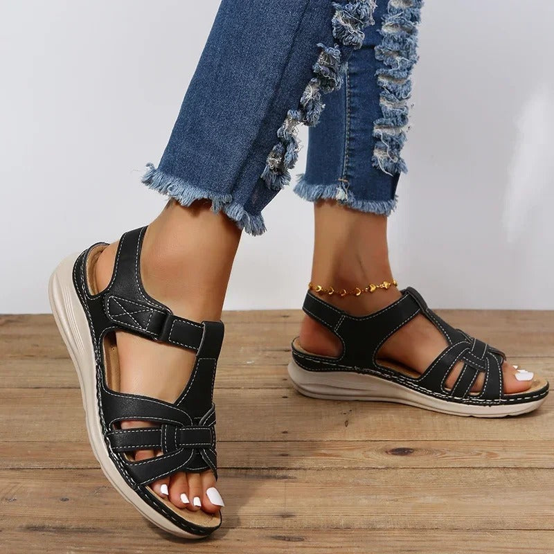 URSULA | Orthopedic leather sandals - Maison Sydney