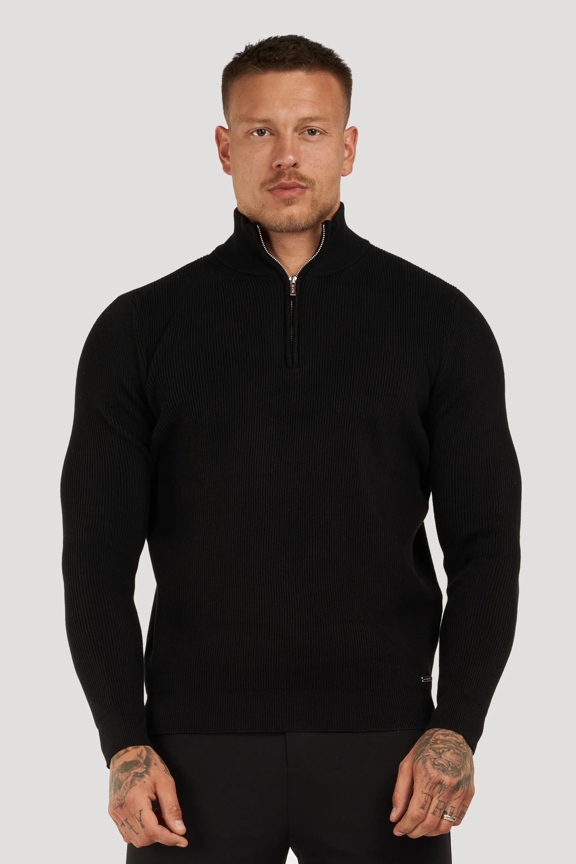 THE RENZO HALF ZIP SWEATER - Maison Sydney