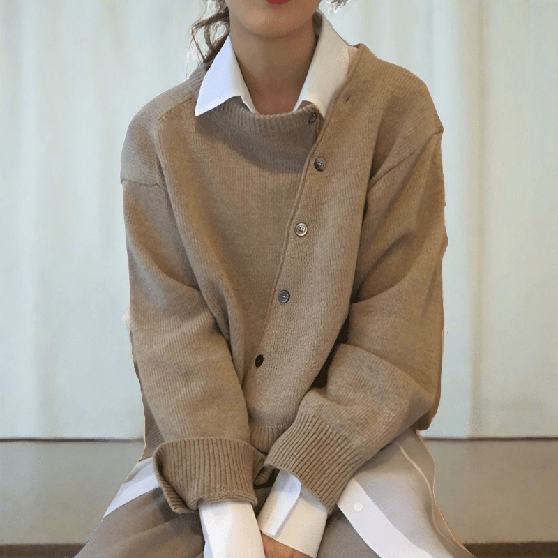 Cathy - Soft and Elegant Cardigan - Threadford