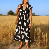 Valérie | Flowing Dress with V-Neck - Threadford